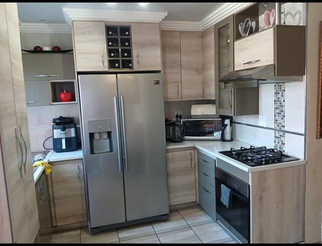 3 BEDROOM HOUSE FOR SALE IN SOSHANGUVE VV